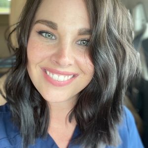 Meet your Posher, Casey